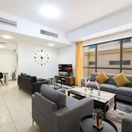 Moonlight Hostel Jbr - 2Min Walk To Jbr Beach - Gym - 2Min Metro Station - Poll Dubai Eksteriør billede