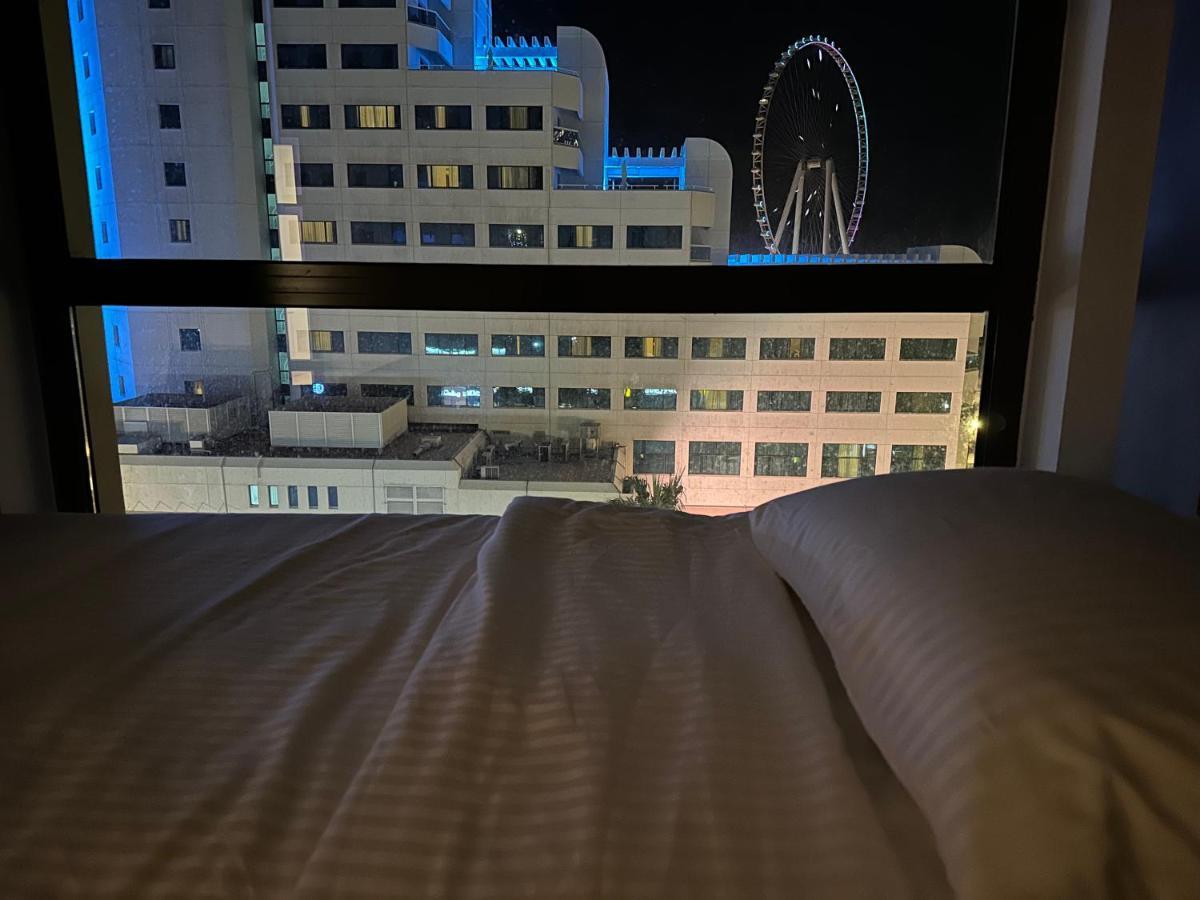 Moonlight Hostel Jbr - 2Min Walk To Jbr Beach - Gym - 2Min Metro Station - Poll Dubai Eksteriør billede